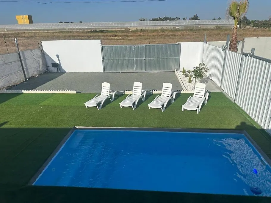 Piscina Climatizada Villa Los Palacios Y Villafranca 0*,  Spain